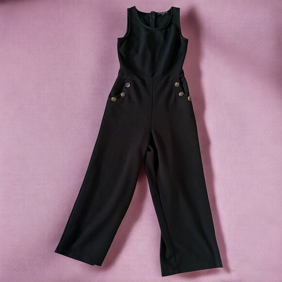 ROMEO & JULIET COUTURE Black Crop Leg Button Jumpsuit Size Medium - Picture 1 of 10
